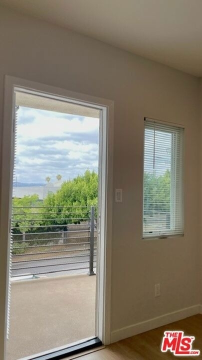 4937 W 20th Street - Photo 10