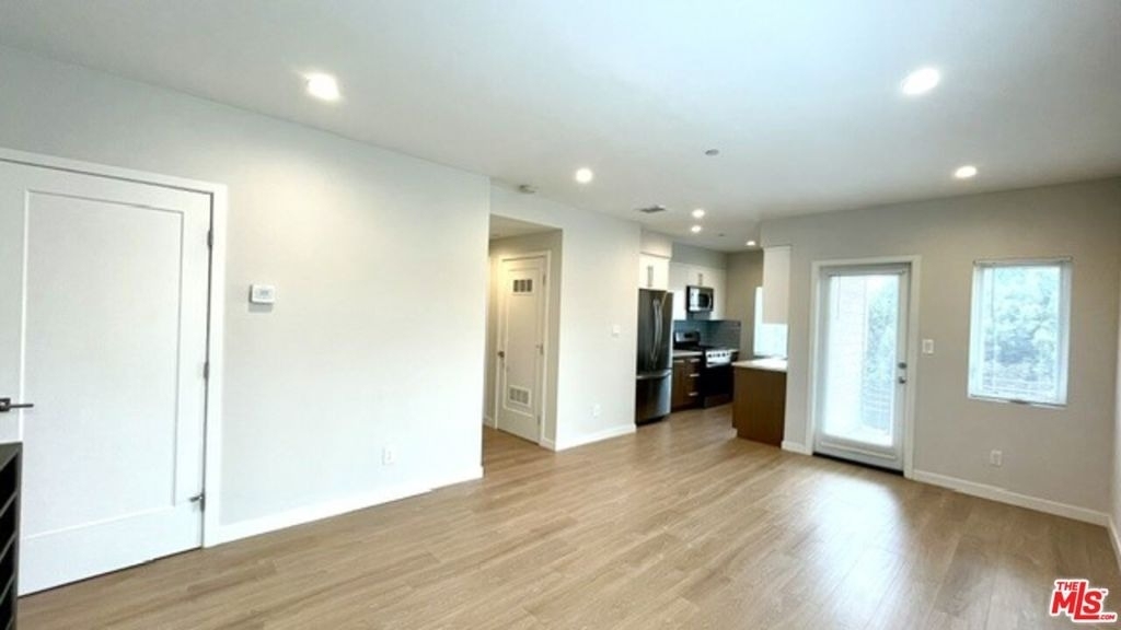 4937 W 20th Street - Photo 4