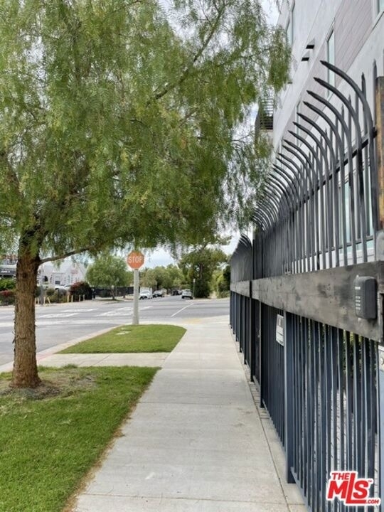4937 W 20th Street - Photo 28