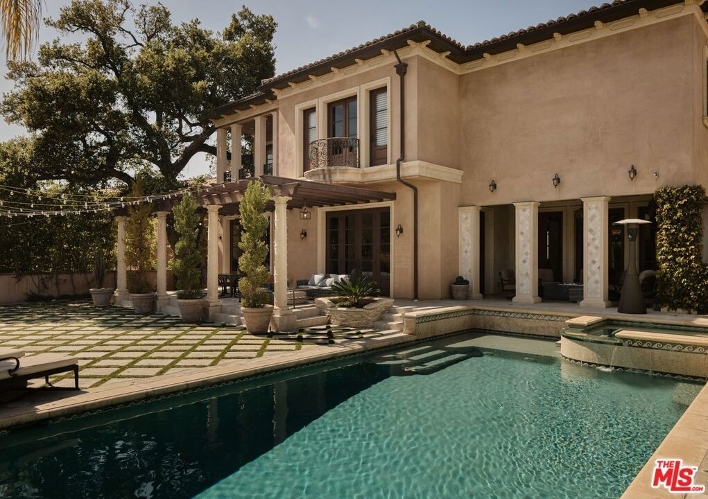 614 N Palm Drive - Photo 19