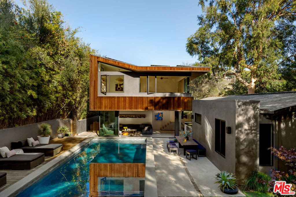 8970 Wonderland Park Avenue - Photo 19