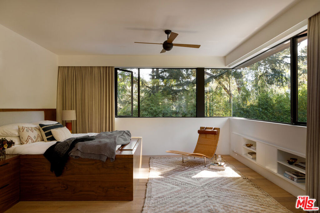 8970 Wonderland Park Avenue - Photo 13