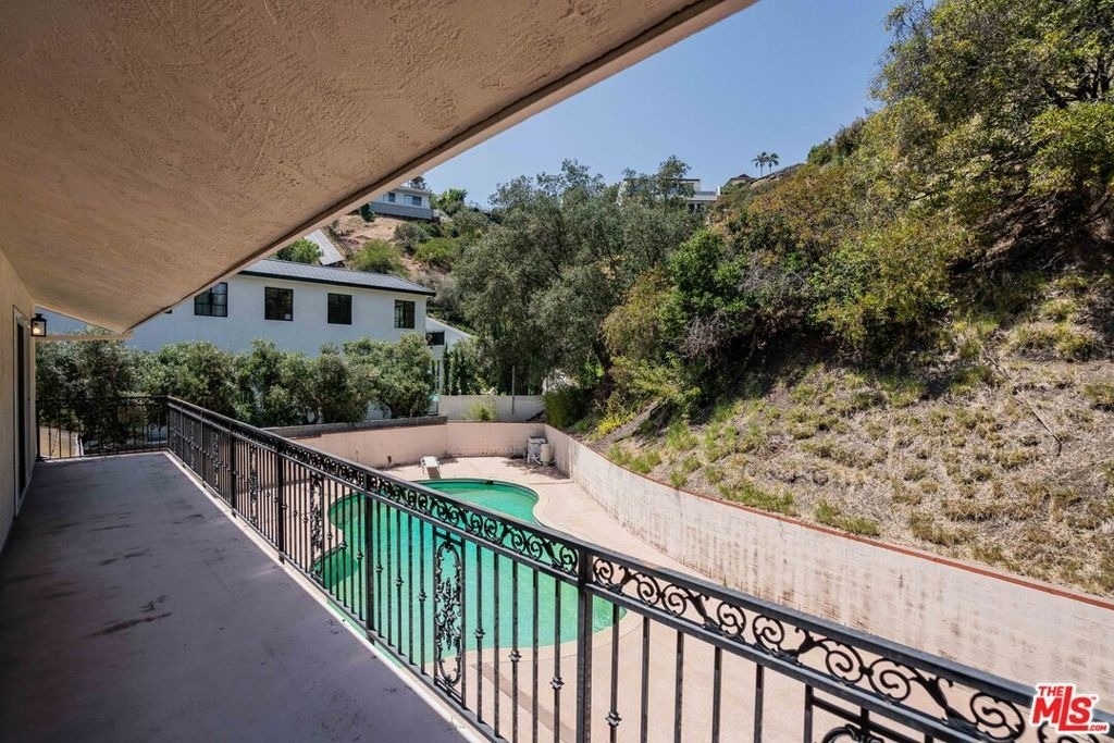 1181 Somera Road - Photo 28
