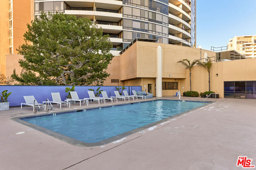 4316 Marina City Drive - Photo 23