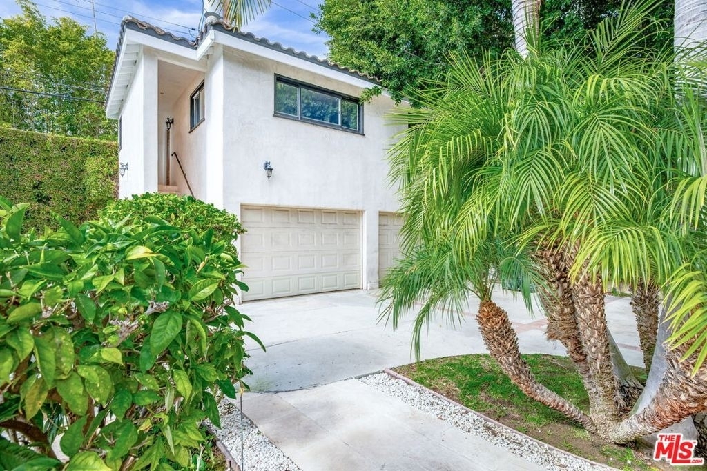 607 N Hillcrest Road - Photo 11