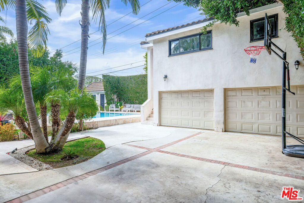 607 N Hillcrest Road - Photo 15