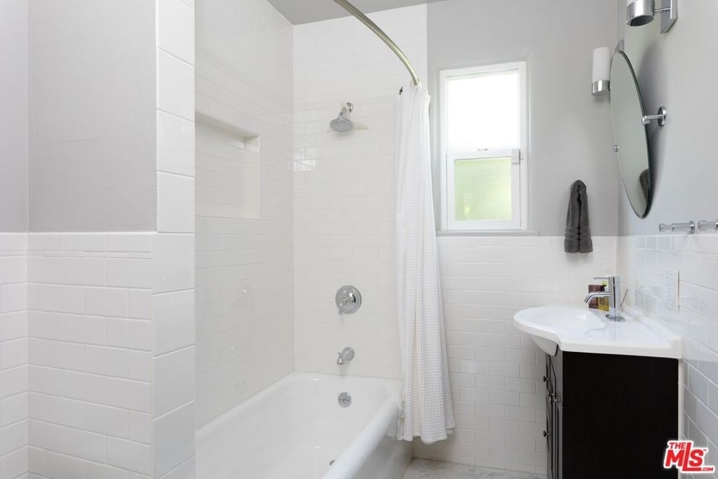 9001 Phyllis Avenue - Photo 13