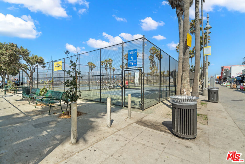 10 19th Avenue - Photo 25