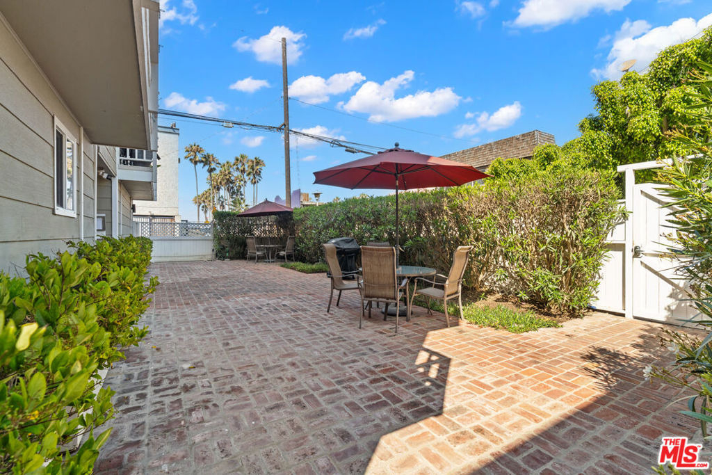 10 19th Avenue - Photo 21