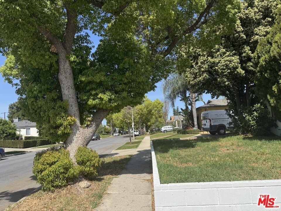 6556 Forbes Avenue - Photo 12