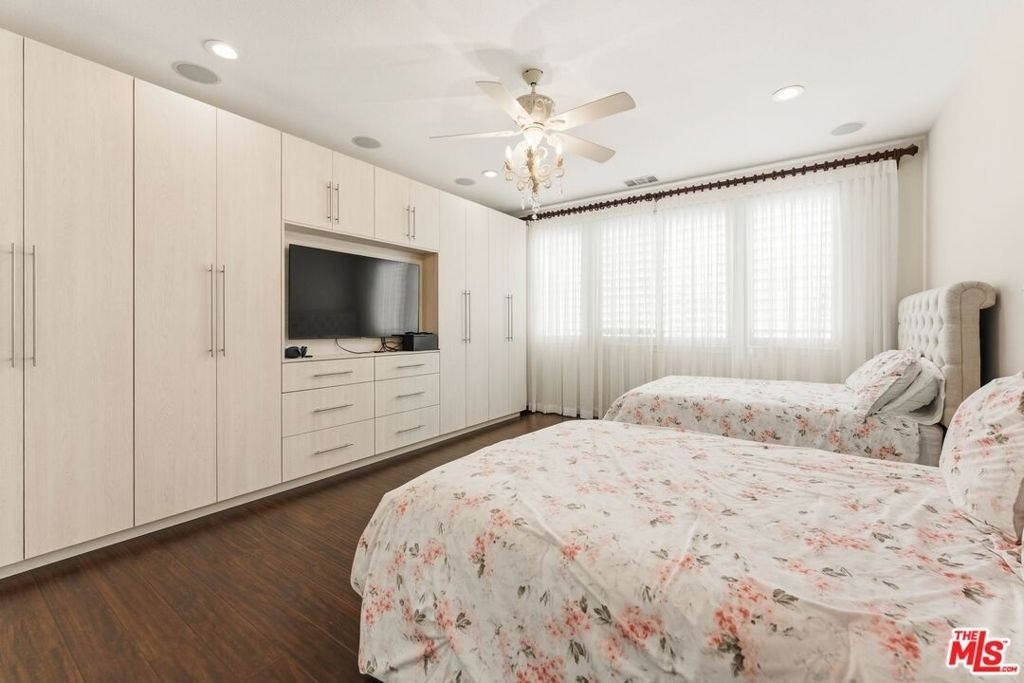 11564 Apulia Court - Photo 35