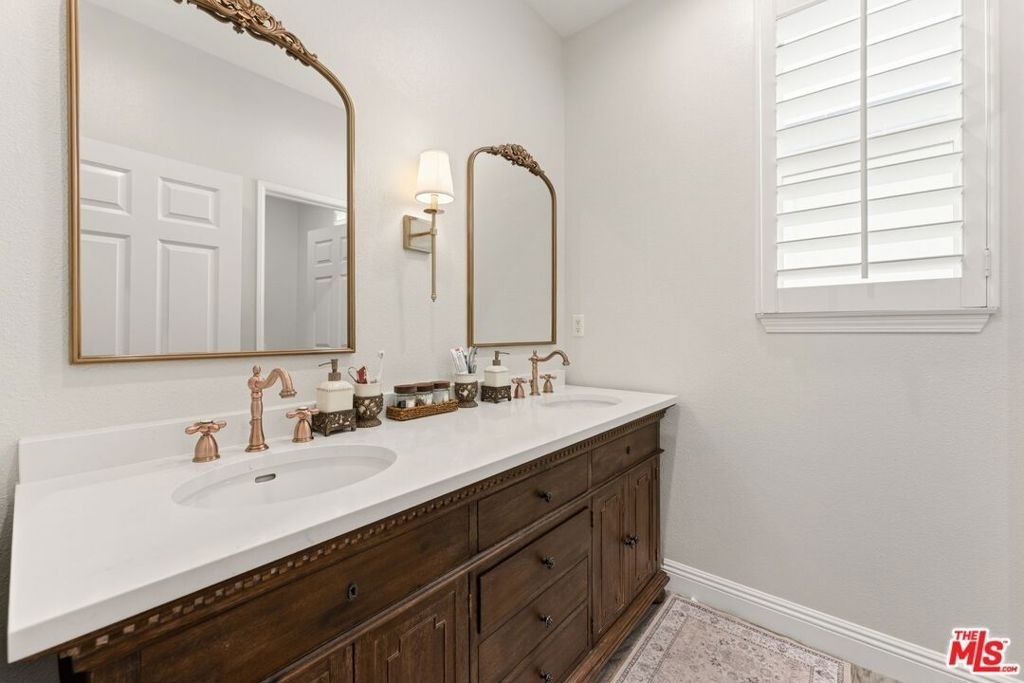 11564 Apulia Court - Photo 37