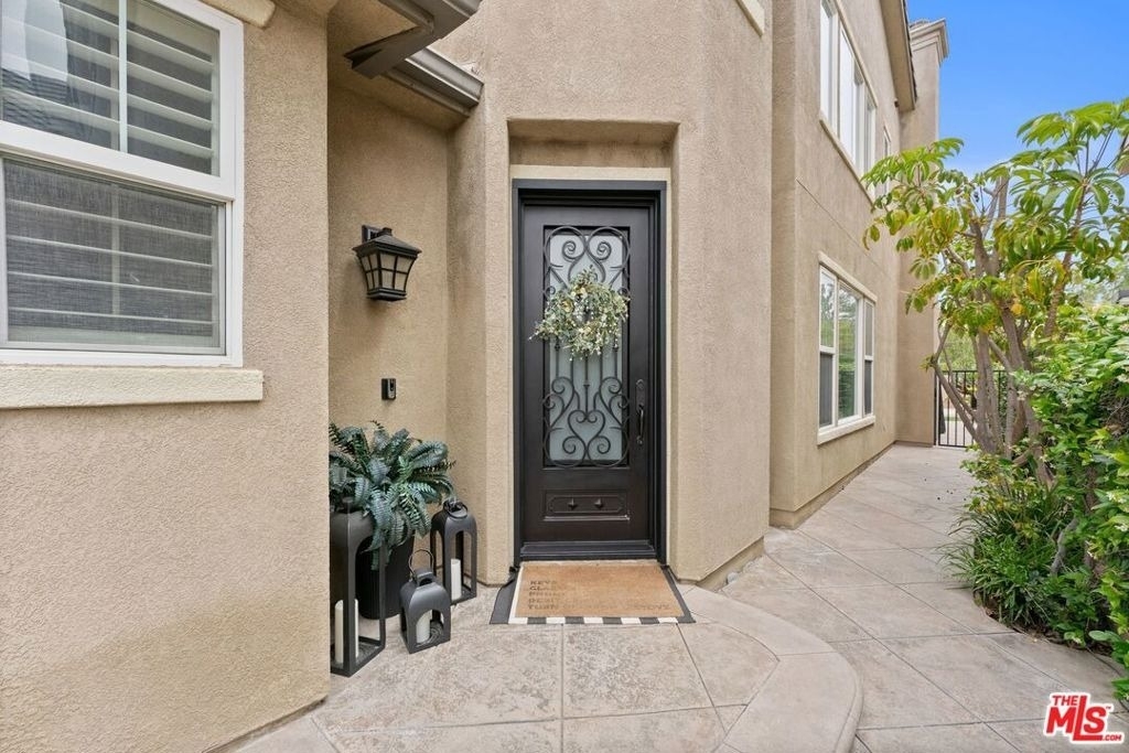 11564 Apulia Court - Photo 6