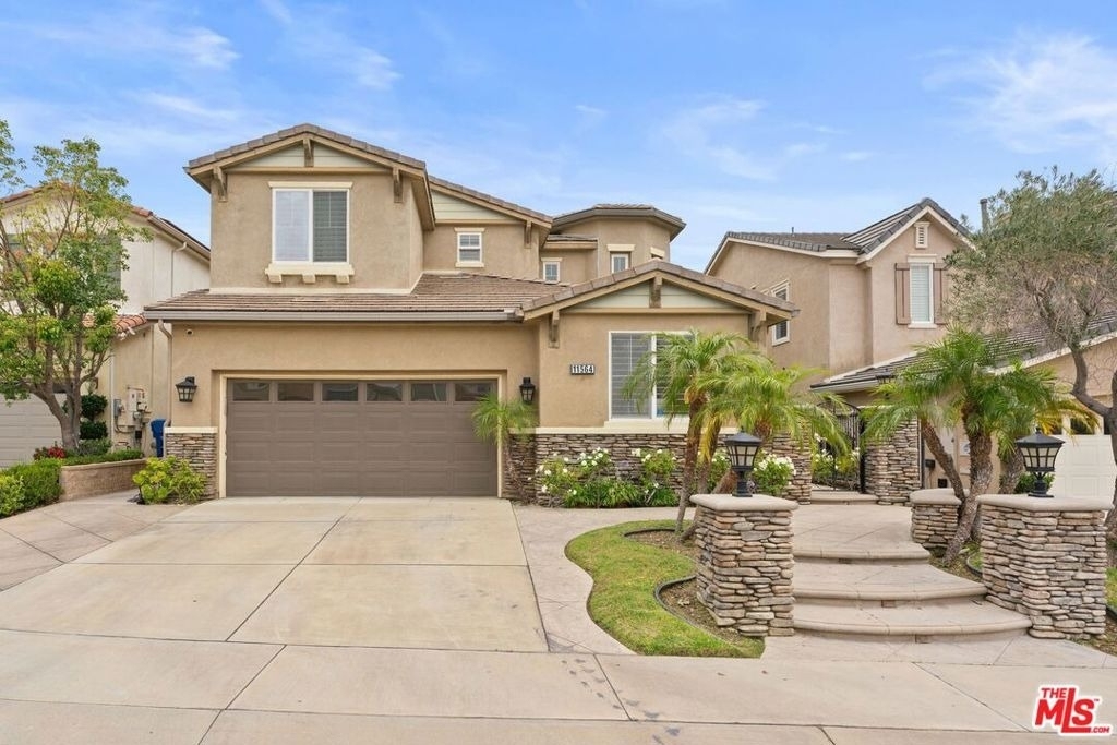 11564 Apulia Court - Photo 2