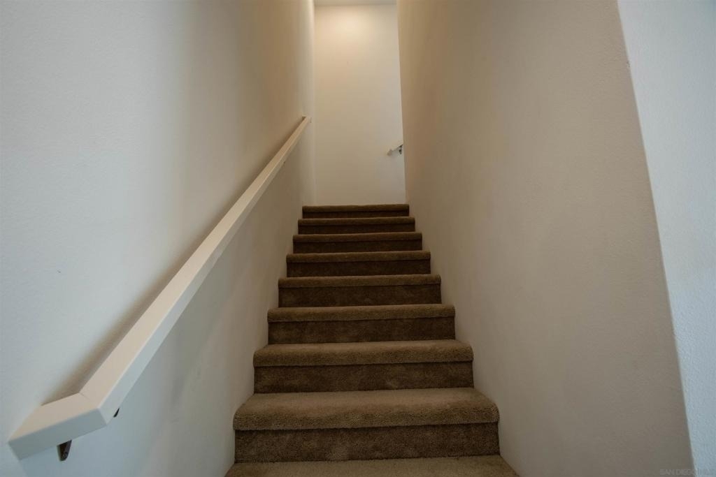 516 Avienda Centro - Photo 15