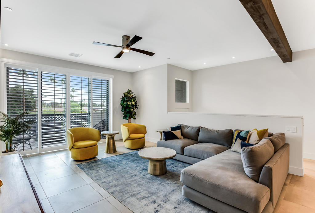 160 The Riv - Photo 6