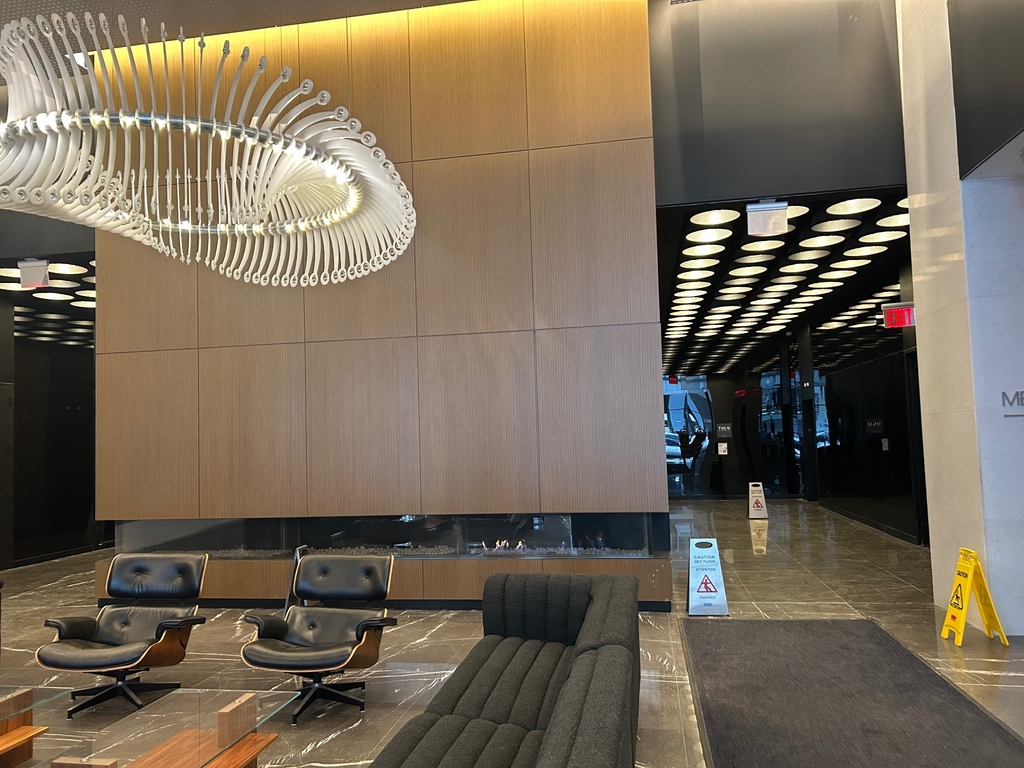 Financial District - Photo 1