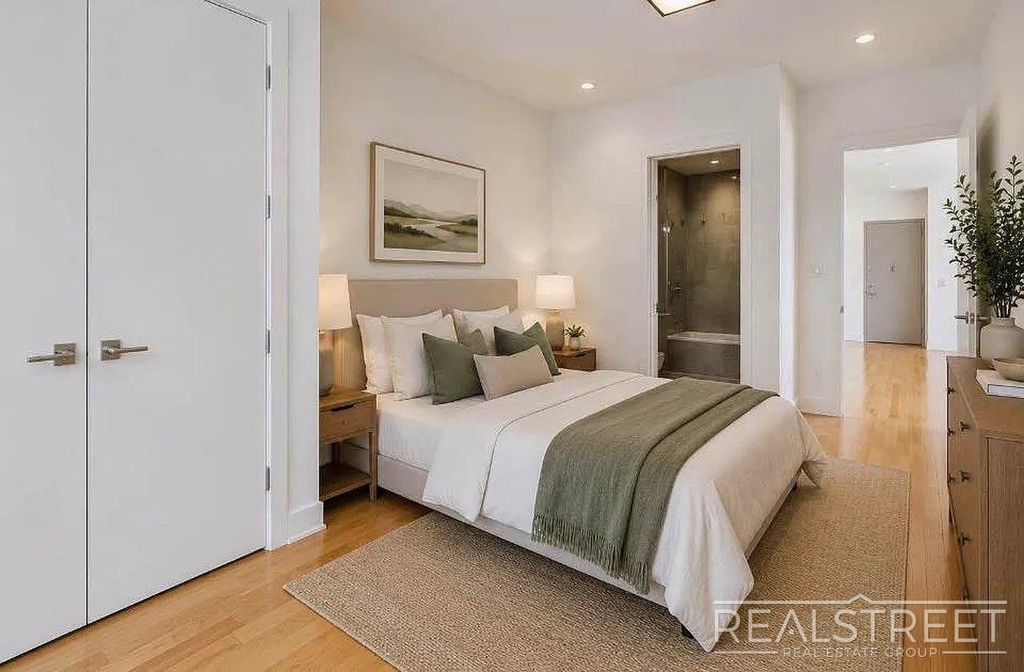 109 Winthrop St - Photo 5