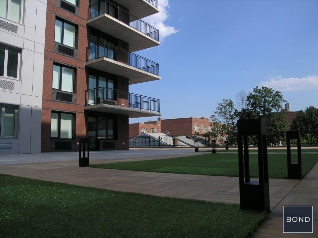 178-02 Hillside Avenue - Photo 8