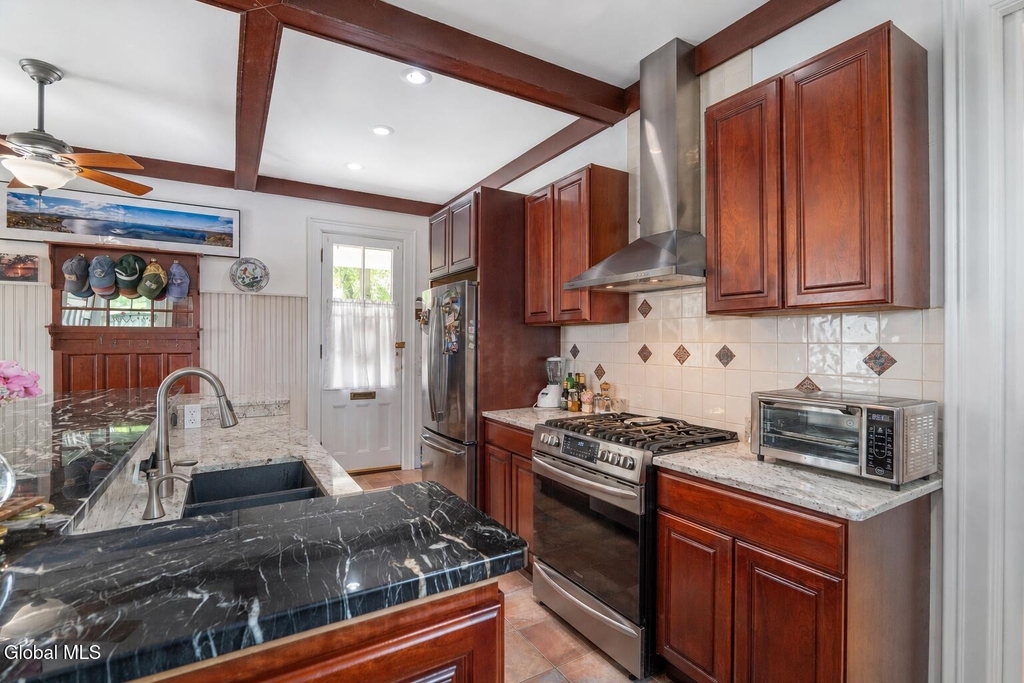 2 Madison Avenue - Photo 6