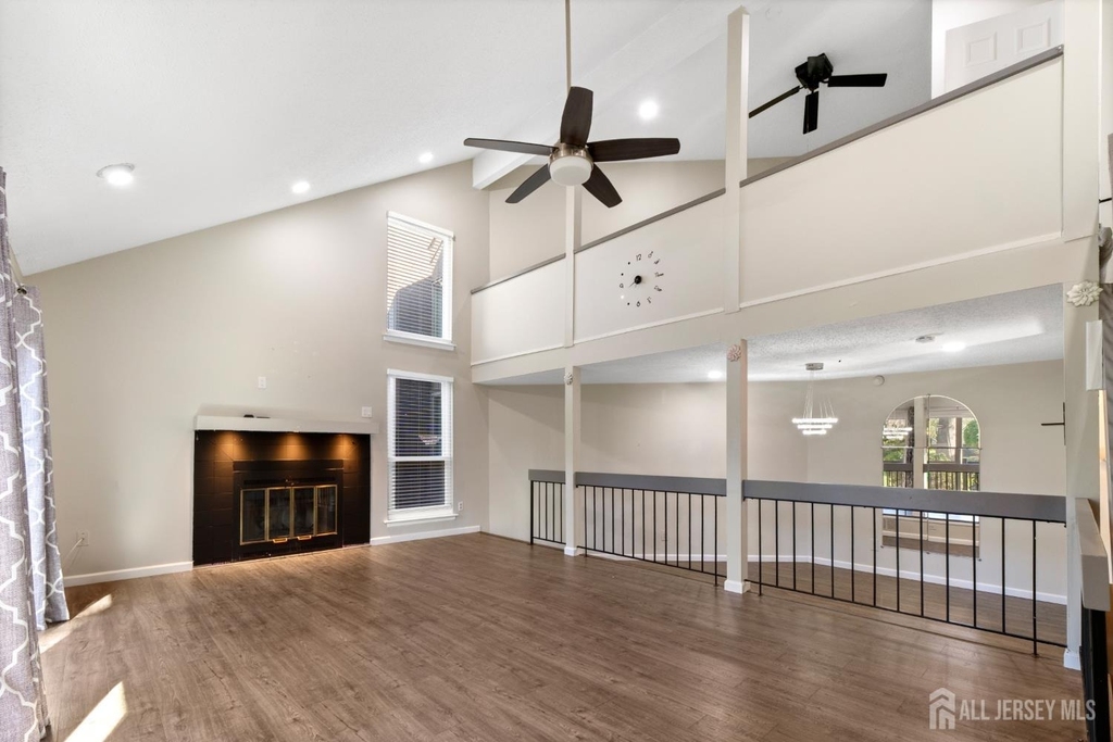 496 Westgate Drive - Photo 6