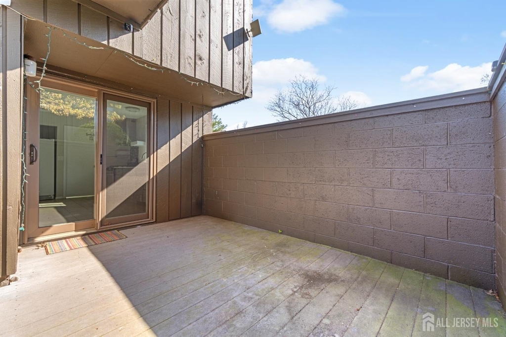 496 Westgate Drive - Photo 2