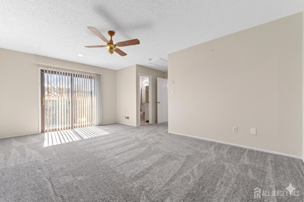 496 Westgate Drive - Photo 29