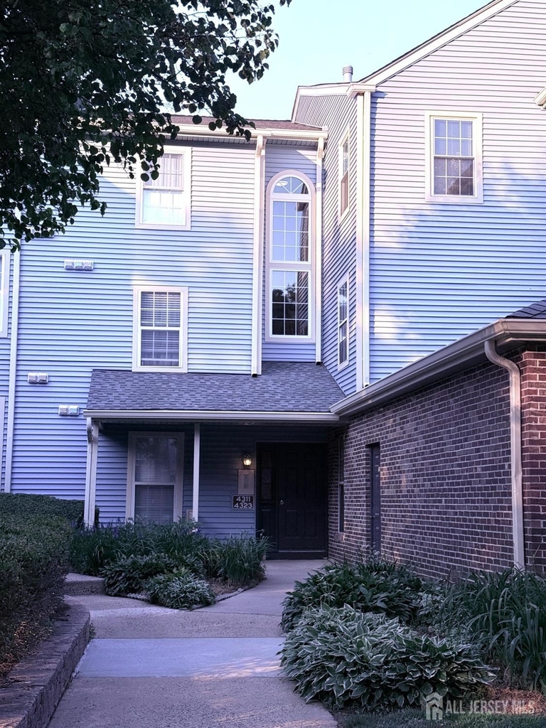 4313 Bayberry Court - Photo 0