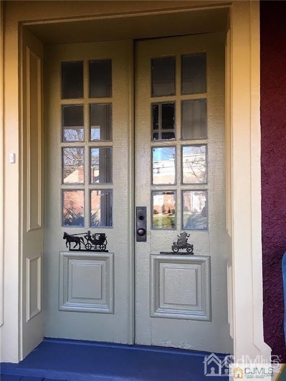 207 Woodbridge Avenue - Photo 2