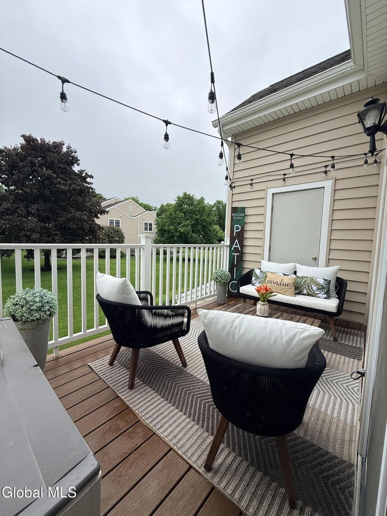 823 Hampton Place Boulevard - Photo 27