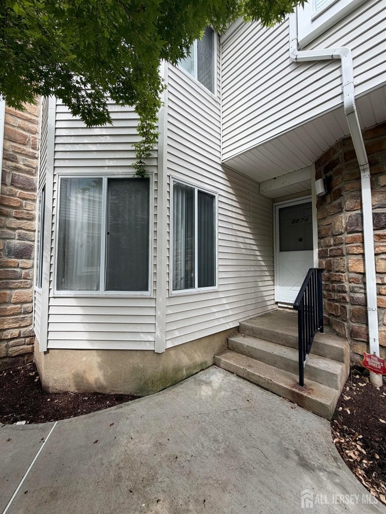 1034 Schmidt Lane - Photo 0