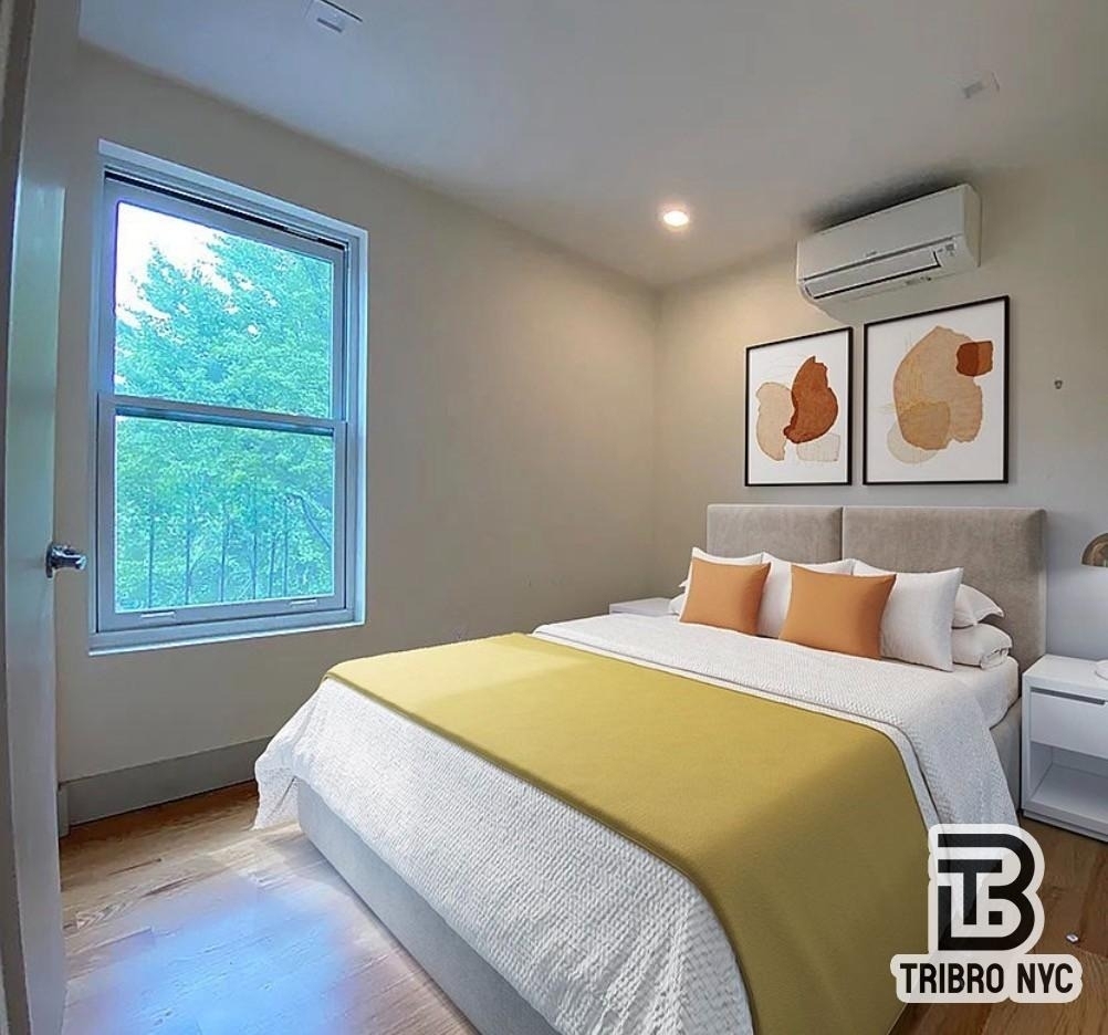 143 Greene Avenue - Photo 2