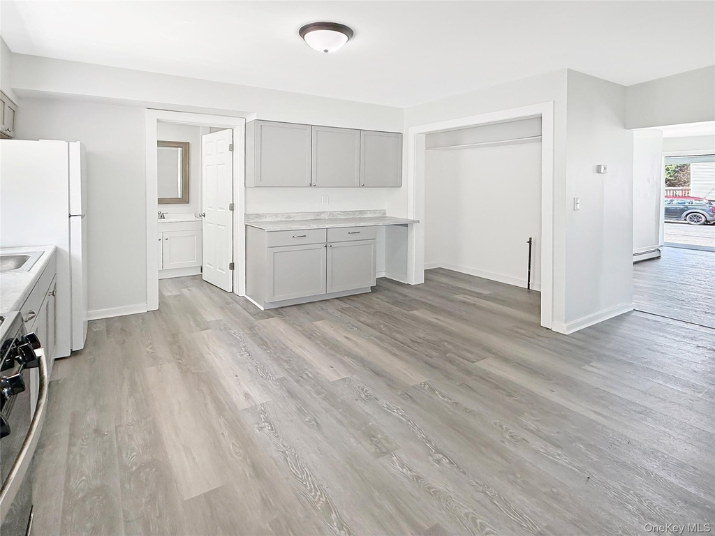 9 King Street - Photo 1