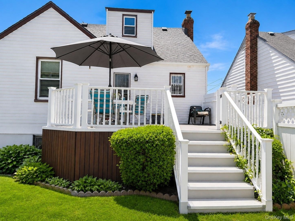 494 Lincoln Street - Photo 8