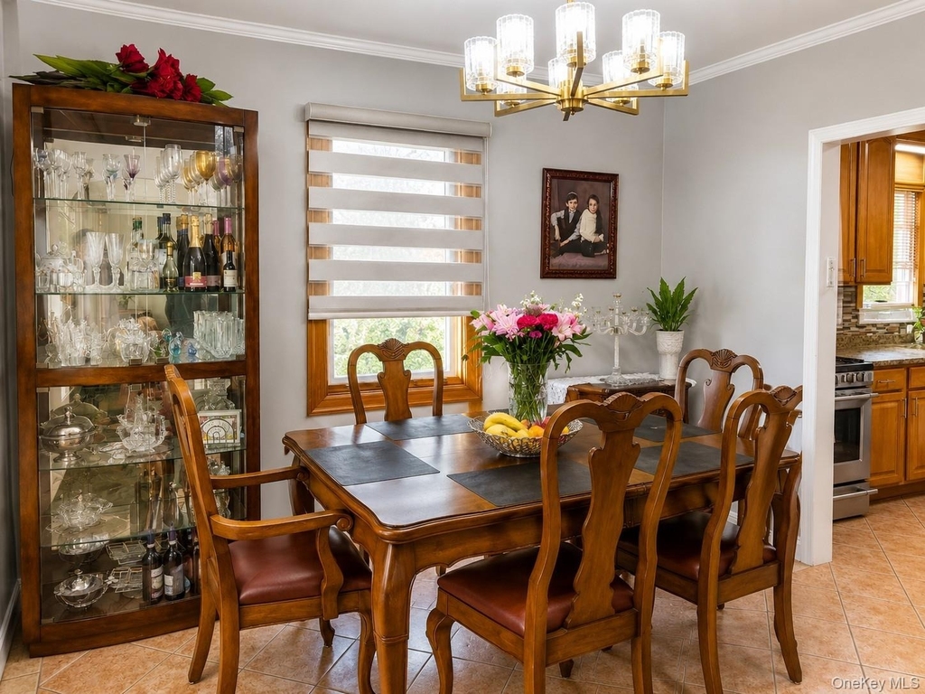 494 Lincoln Street - Photo 3