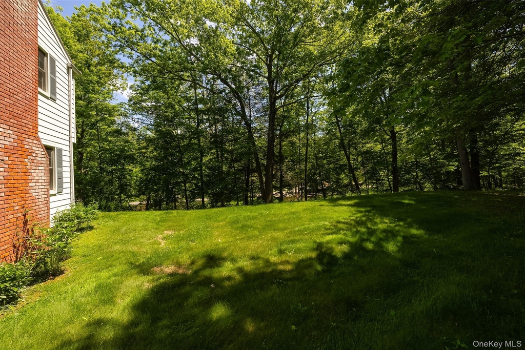 50 Aspinwall Road - Photo 31