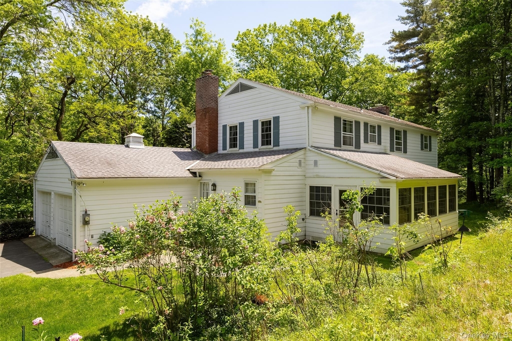 50 Aspinwall Road - Photo 1