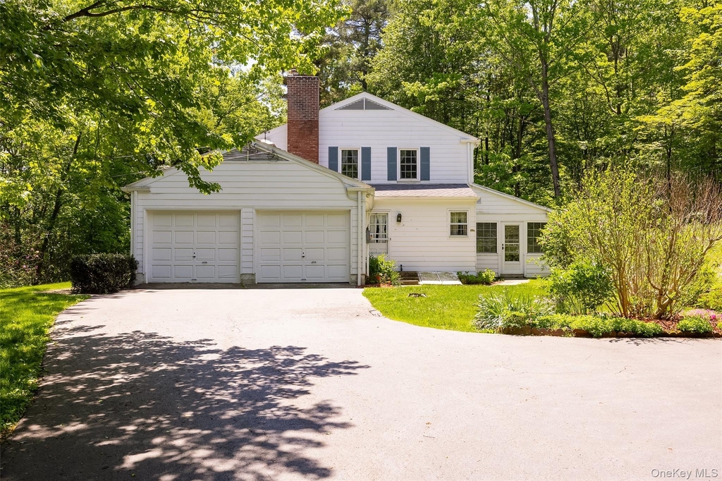 50 Aspinwall Road - Photo 0