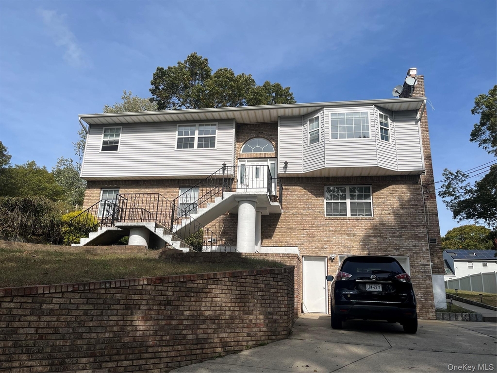 39 Elder Avenue - Photo 0
