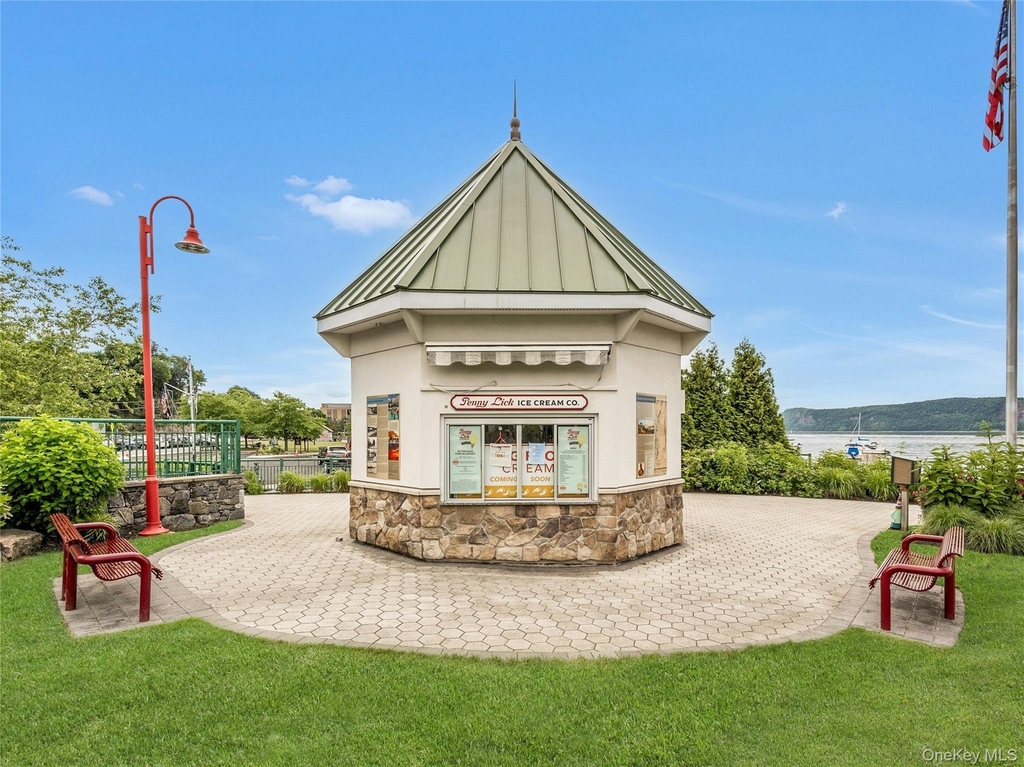 103 Croton Avenue - Photo 24