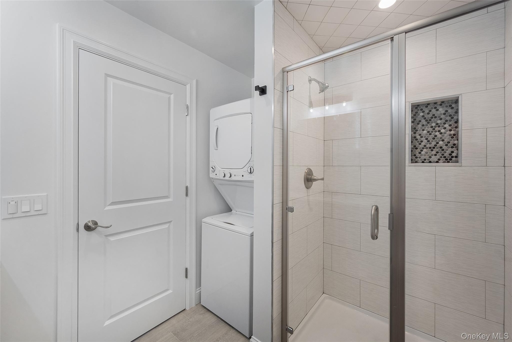 103 Croton Avenue - Photo 8