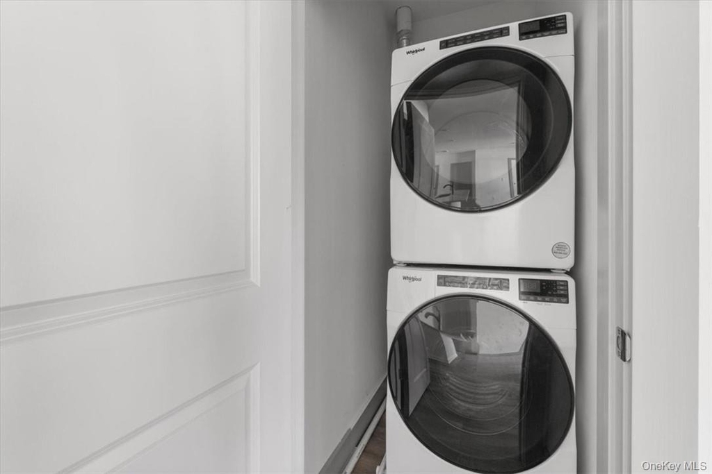 75 Forester Avenue - Photo 5