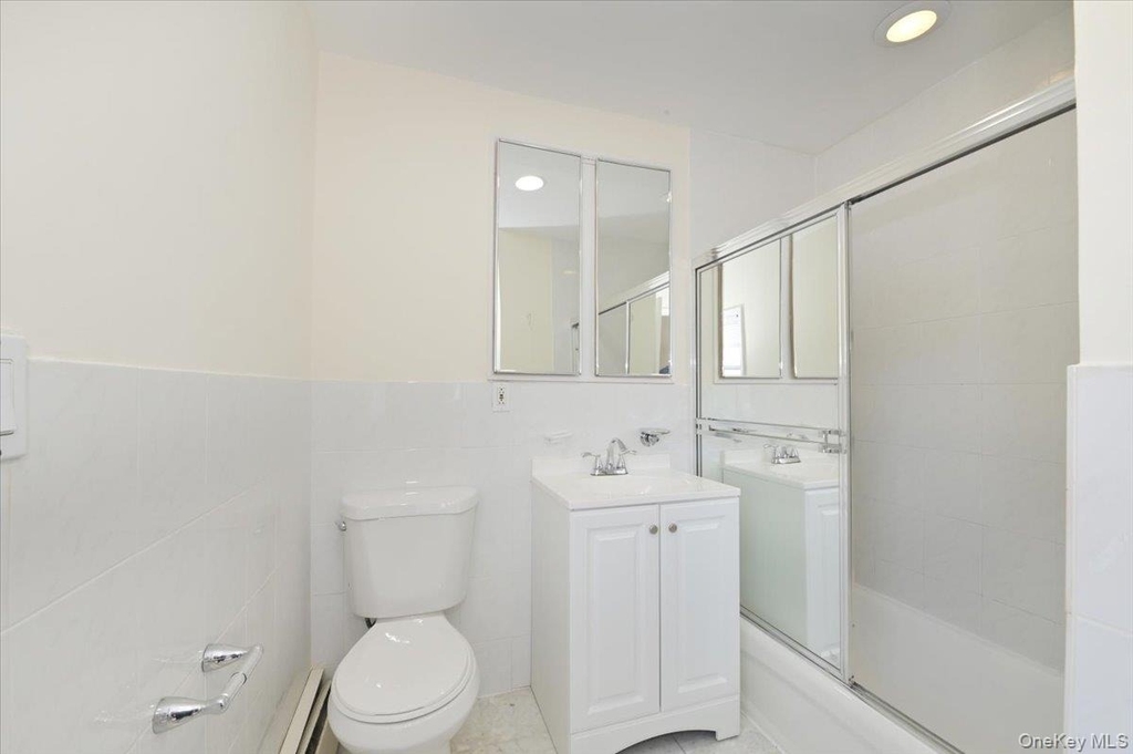 9 Cabot Rd W - Photo 23