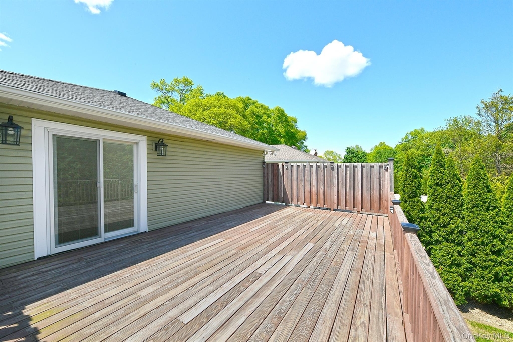 44 Derby Avenue - Photo 13