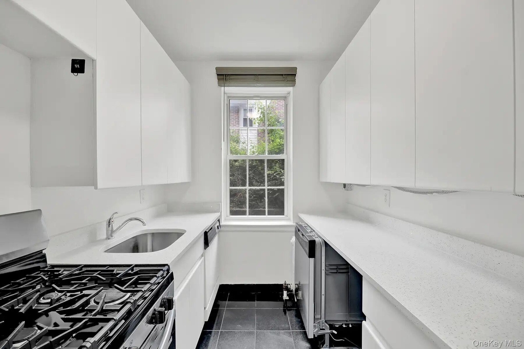1 Ash Place - Photo 5