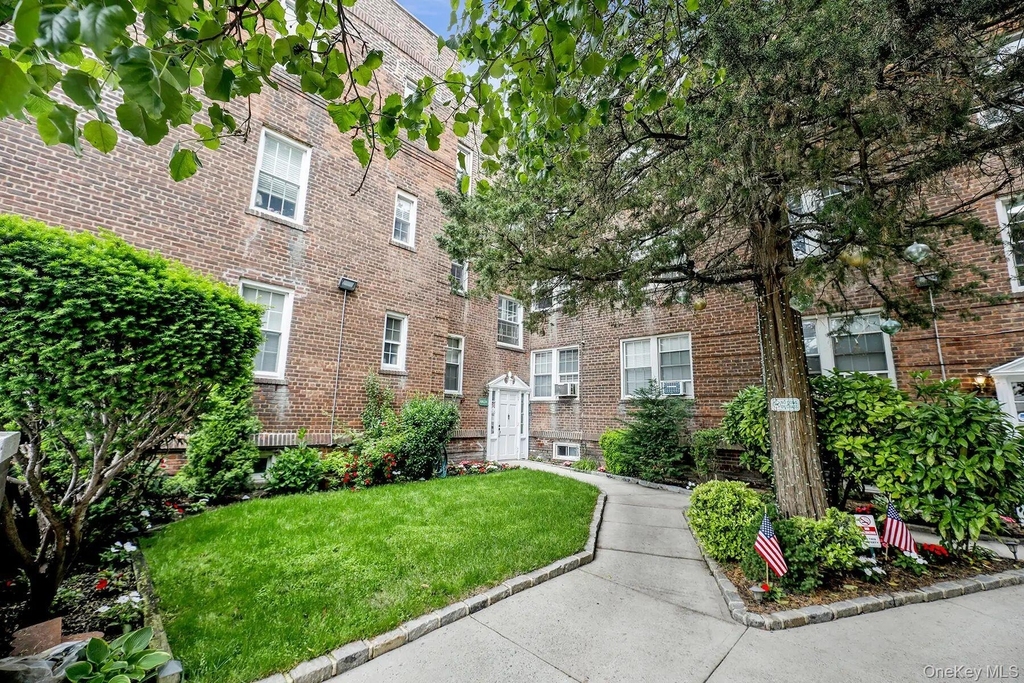 1 Ash Place - Photo 0