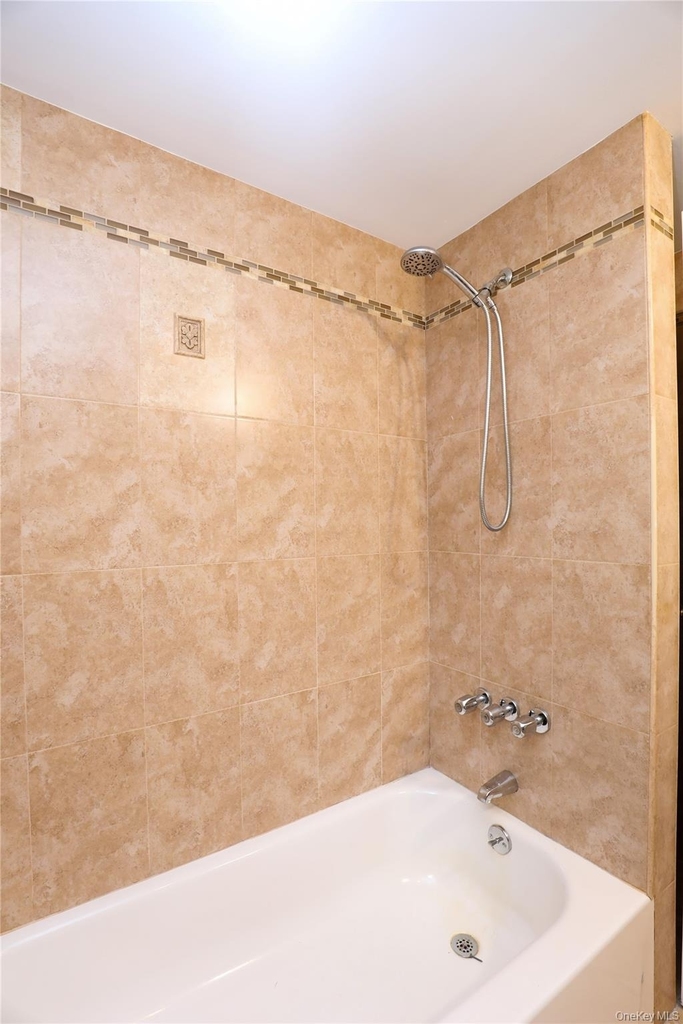 30 Lamb Avenue - Photo 1