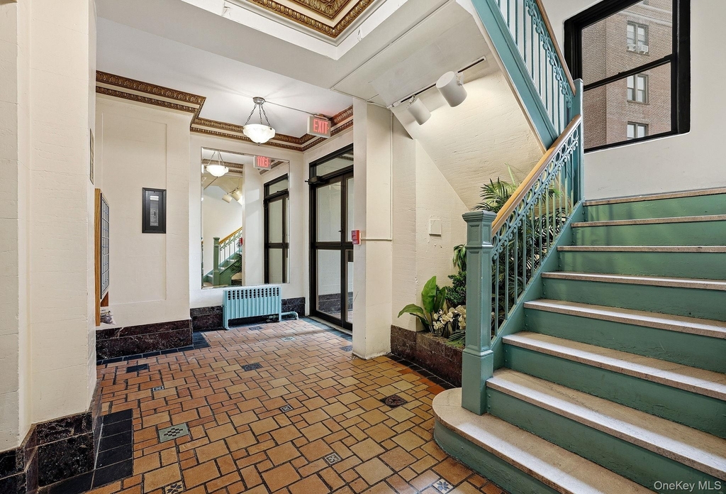 11 Alden Road - Photo 2