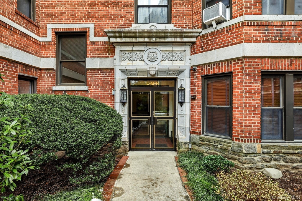 11 Alden Road - Photo 1
