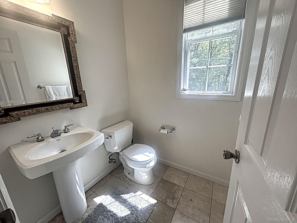 80 Landmark Court - Photo 11